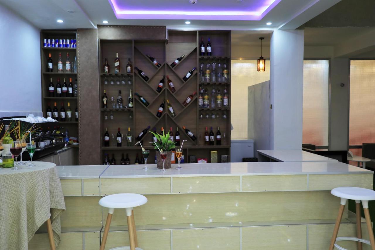 Riverland Hotel Μπαχρ-Νταρ Εξωτερικό φωτογραφία