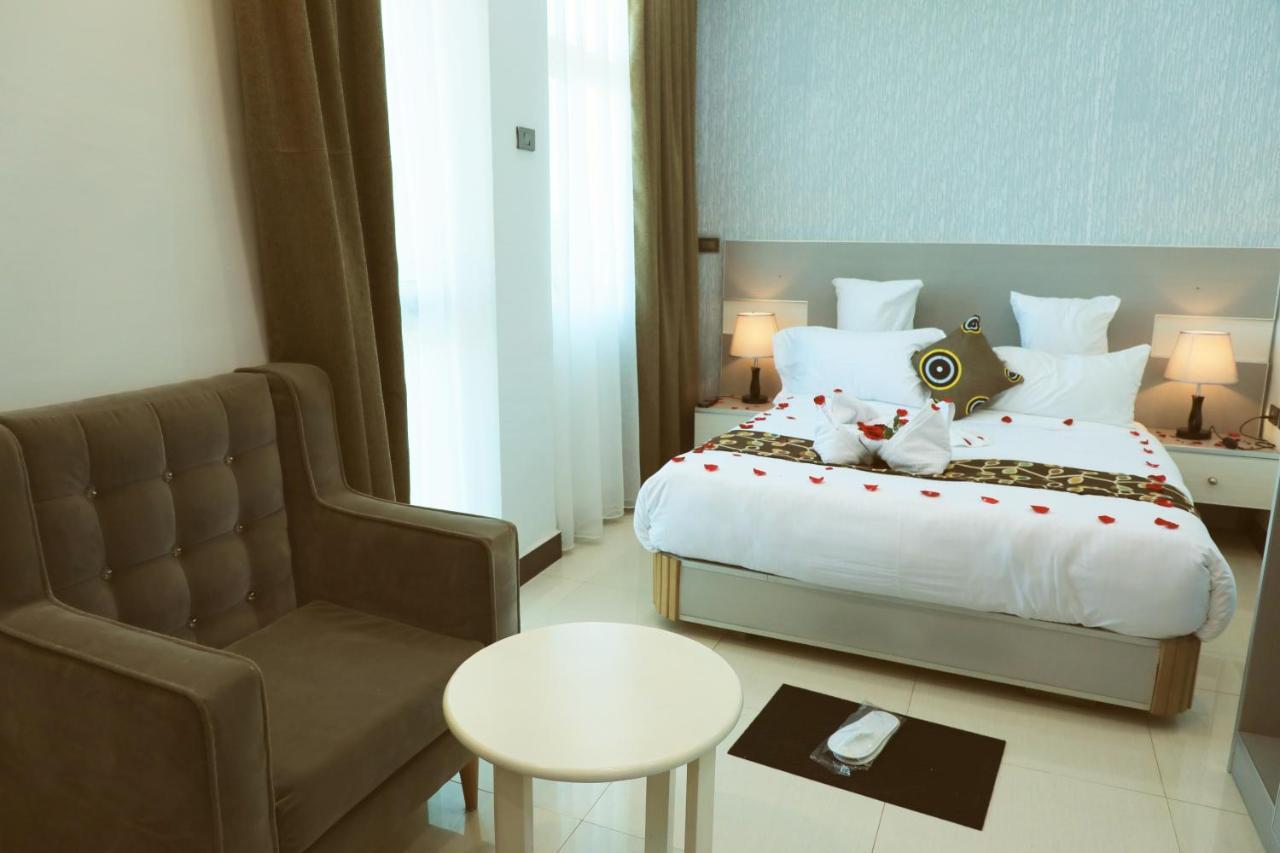 Riverland Hotel Μπαχρ-Νταρ Εξωτερικό φωτογραφία