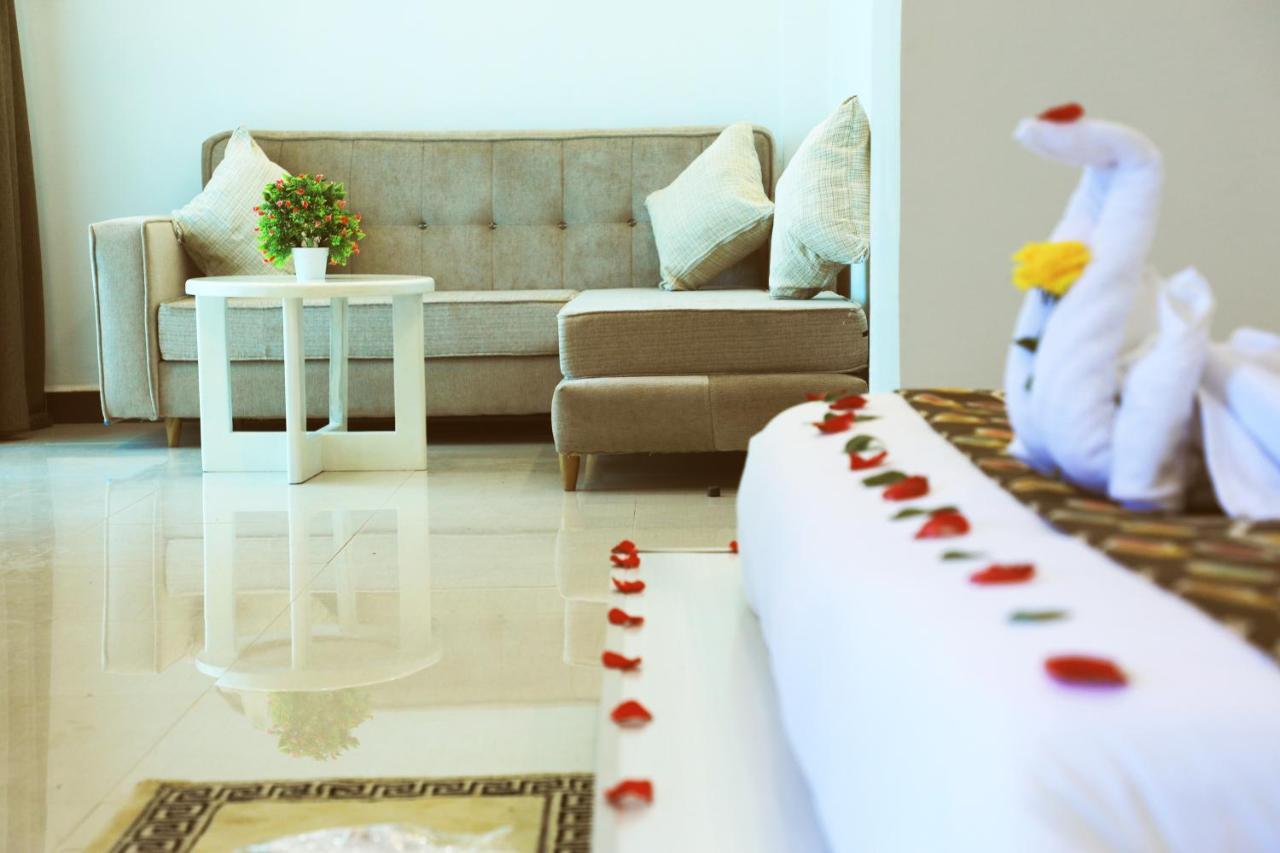 Riverland Hotel Μπαχρ-Νταρ Εξωτερικό φωτογραφία