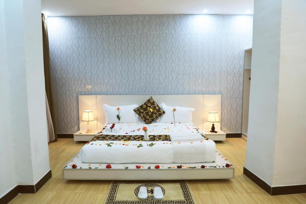 Riverland Hotel Μπαχρ-Νταρ Εξωτερικό φωτογραφία