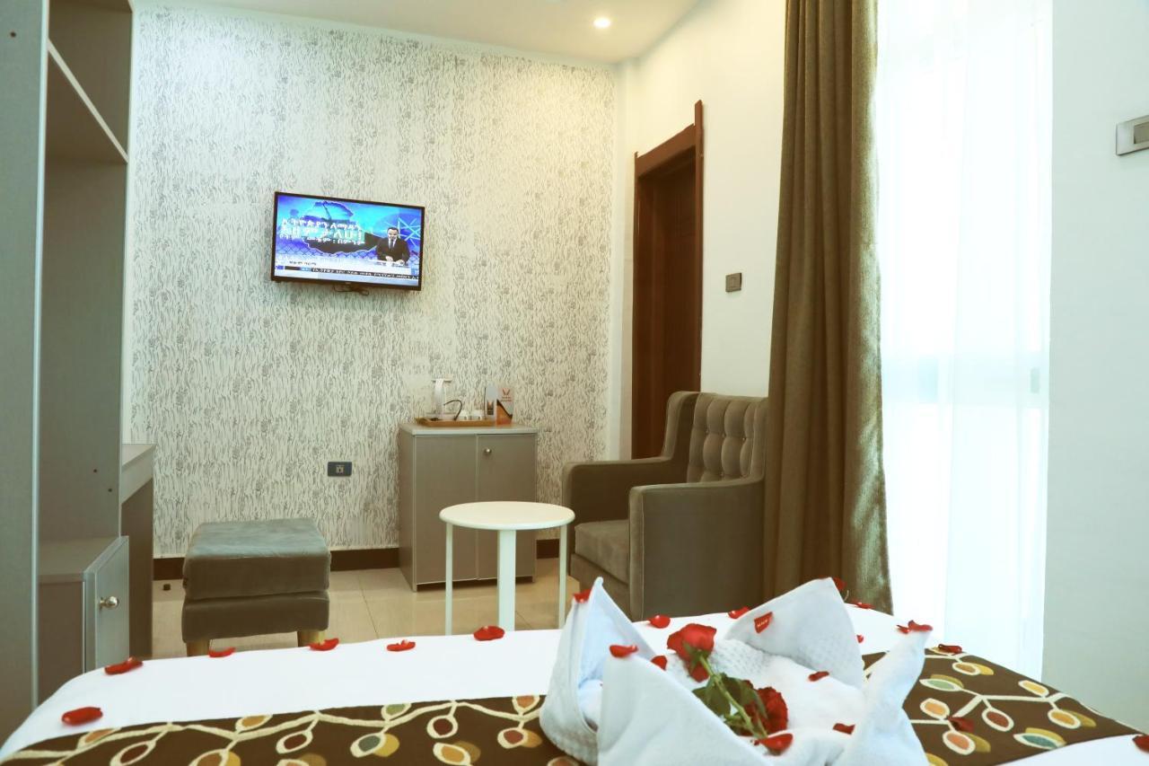 Riverland Hotel Μπαχρ-Νταρ Εξωτερικό φωτογραφία