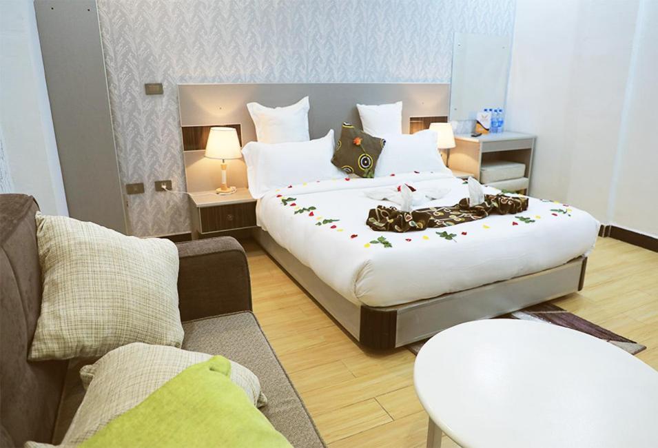 Riverland Hotel Μπαχρ-Νταρ Εξωτερικό φωτογραφία